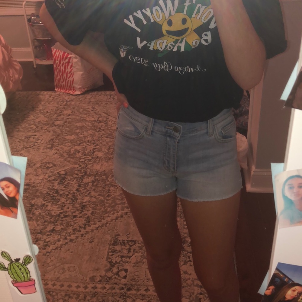 JEANS SHORTS